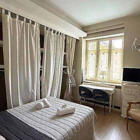 Chic Nest, Galleria Cavour Hotel 3*