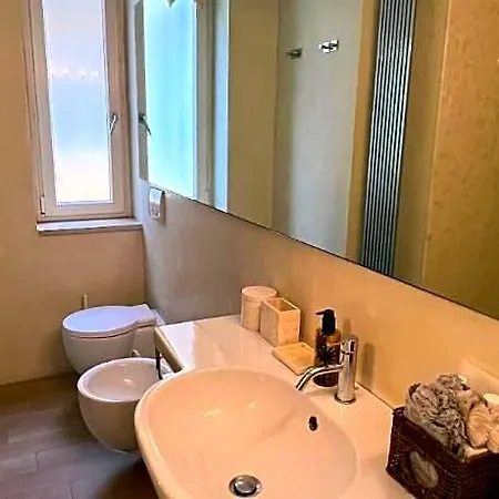 Chic Nest, Galleria Cavour Hotel